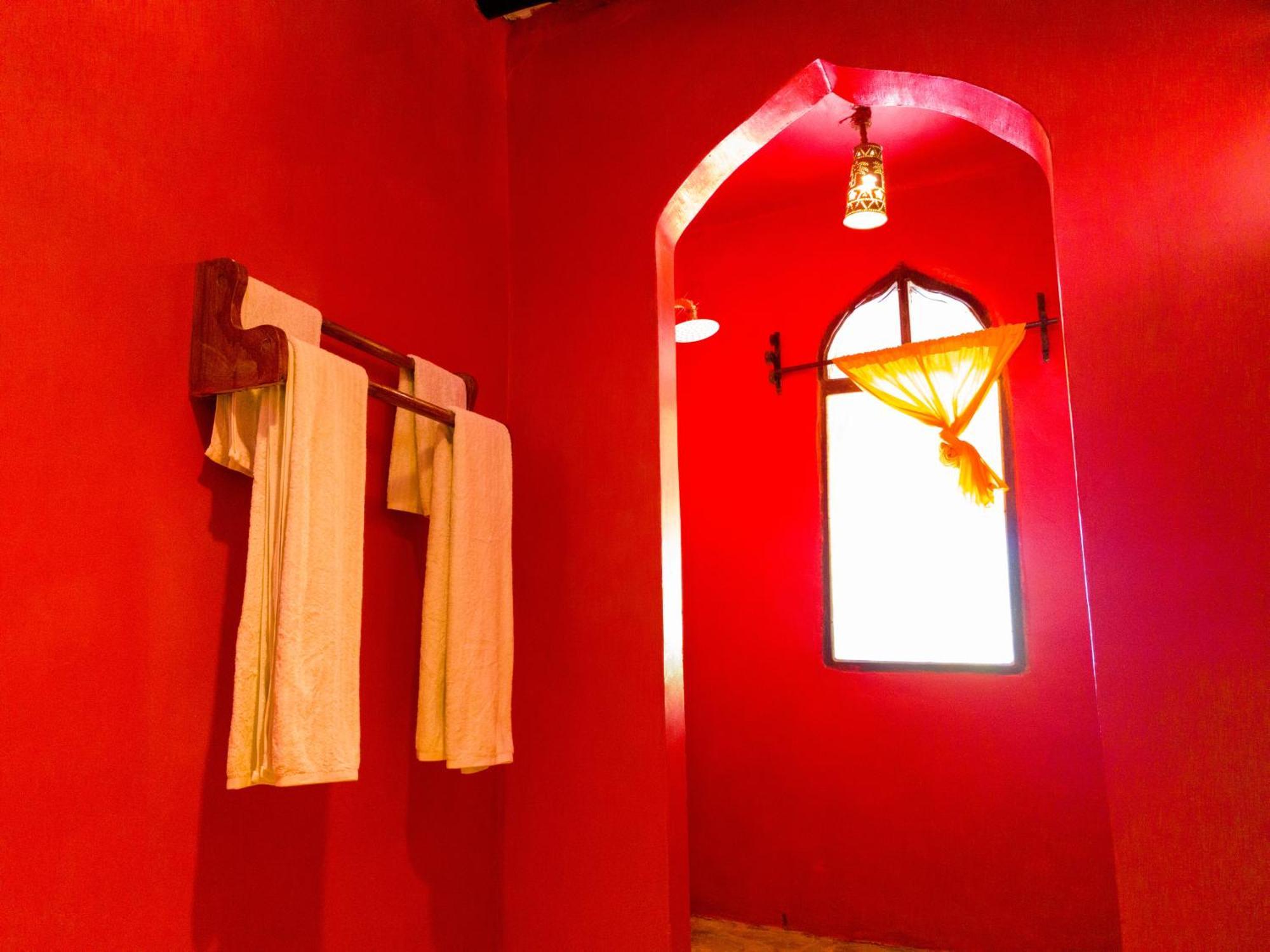 Swahili Palace Zanzibar Pwani Mchangani Luaran gambar