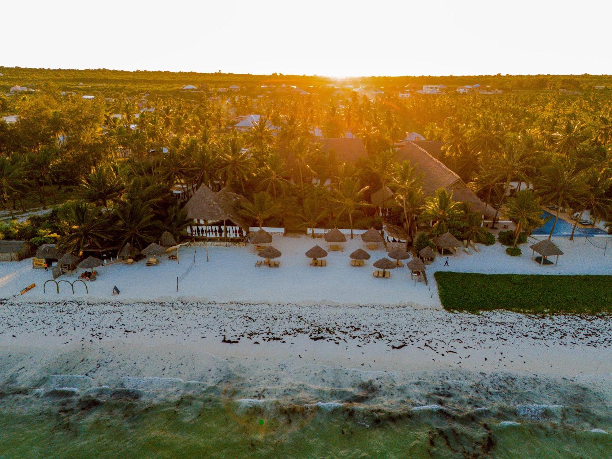 Swahili Palace Zanzibar Pwani Mchangani Luaran gambar