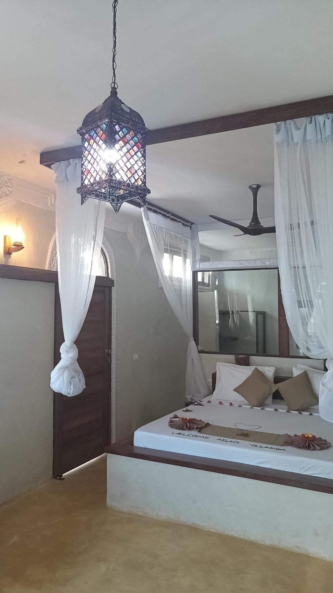 Swahili Palace Zanzibar Pwani Mchangani Luaran gambar